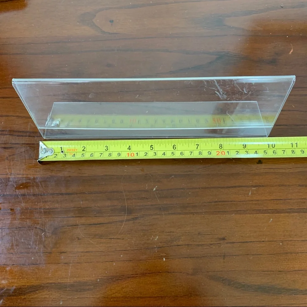 Free item: plastic panorama frame
